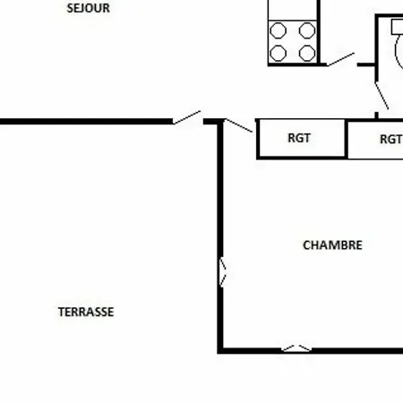 2 Pieces Climatisee Avec Terrasse, Face A La Mer, Parking Prive, Proche Commerces Et - Fr-1-81-343
